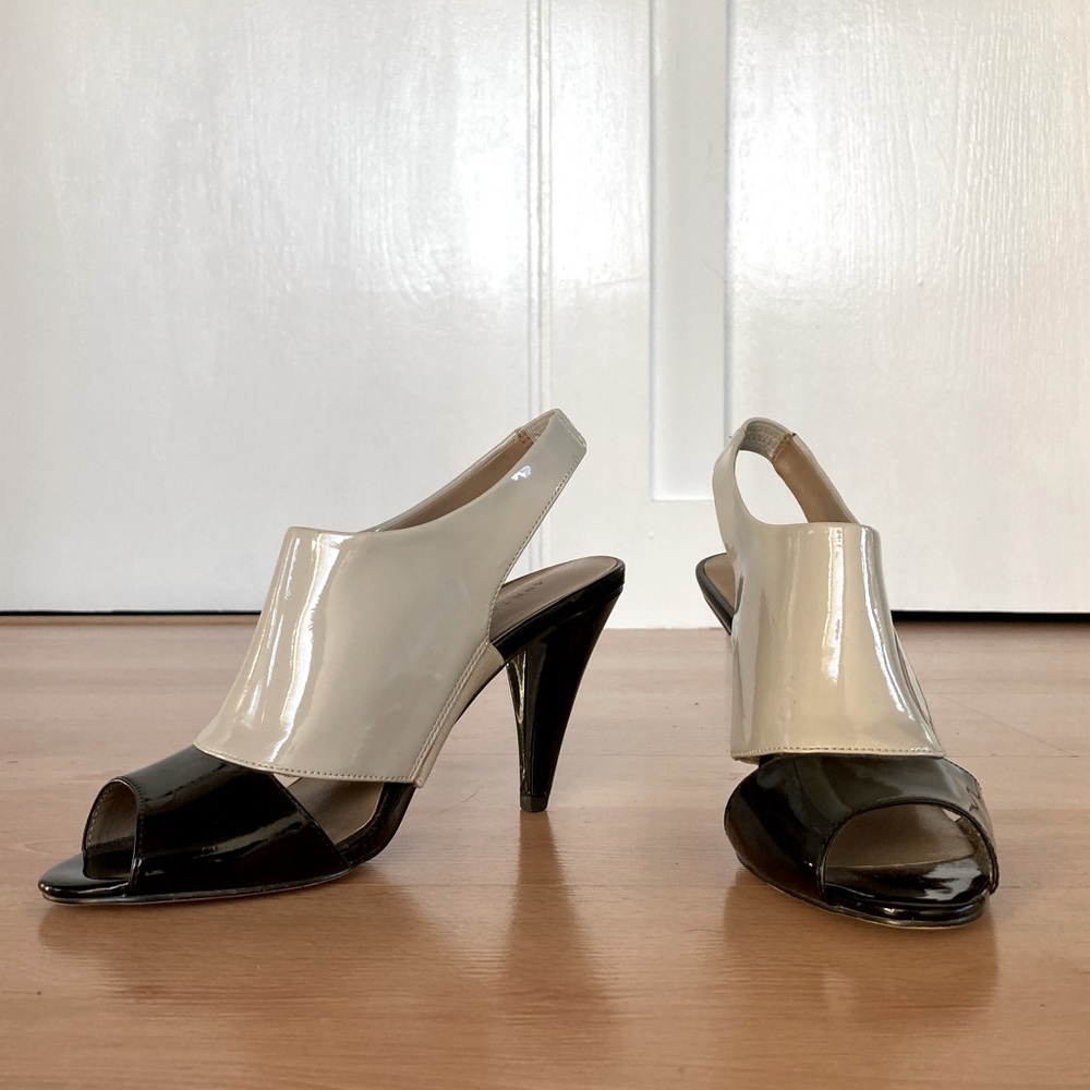 Ann Taylor low heel peep-toe shoes